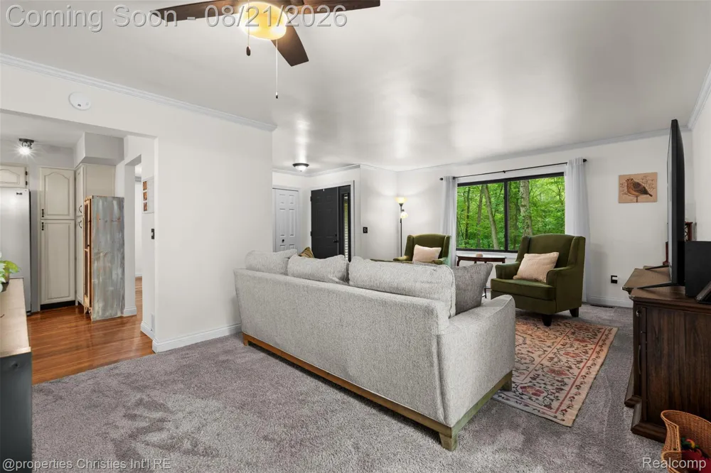 1625 Perry Lake Road Brandon Charter Township, MI 48462