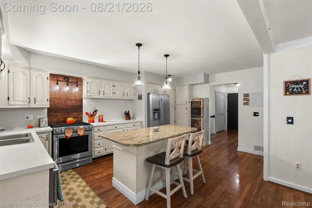1625 Perry Lake Road Brandon Charter Township, MI 48462