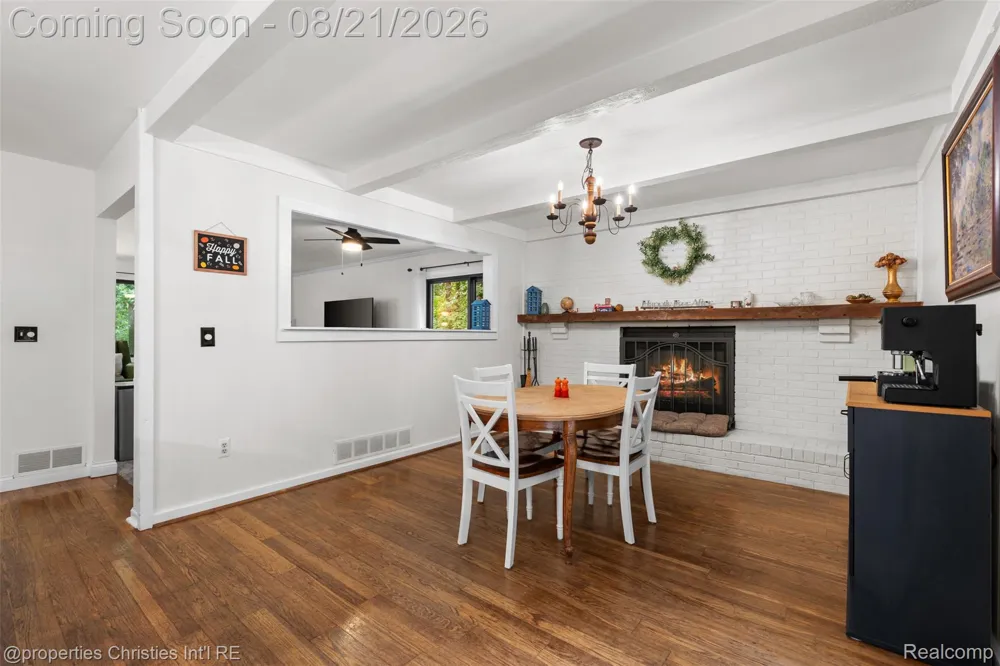 1625 Perry Lake Road Brandon Charter Township, MI 48462