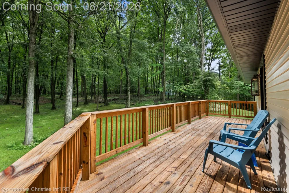 1625 Perry Lake Road Brandon Charter Township, MI 48462