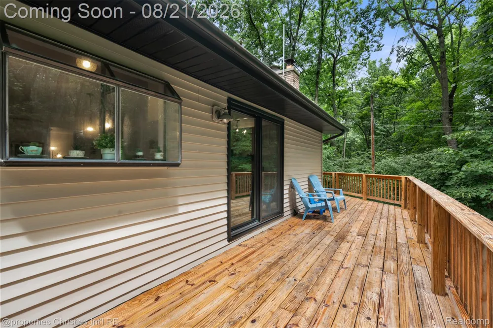 1625 Perry Lake Road Brandon Charter Township, MI 48462