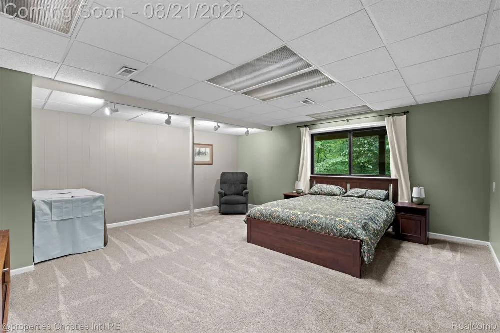 1625 Perry Lake Road Brandon Charter Township, MI 48462