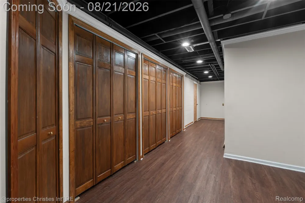 1625 Perry Lake Road Brandon Charter Township, MI 48462