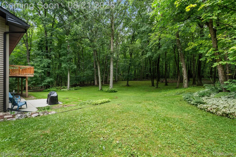 1625 Perry Lake Road Brandon Charter Township, MI 48462