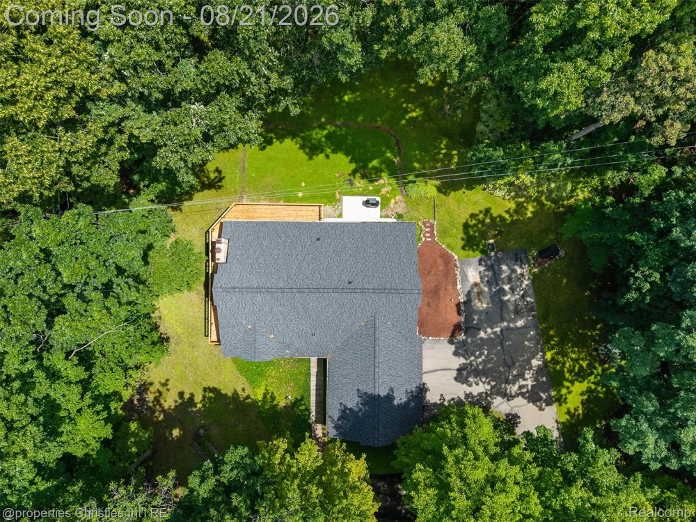 1625 Perry Lake Road Brandon Charter Township, MI 48462