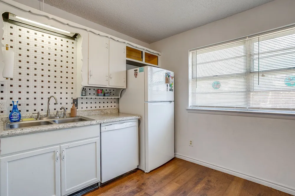 2102 SE 10th Street Mineral Wells, TX 76067