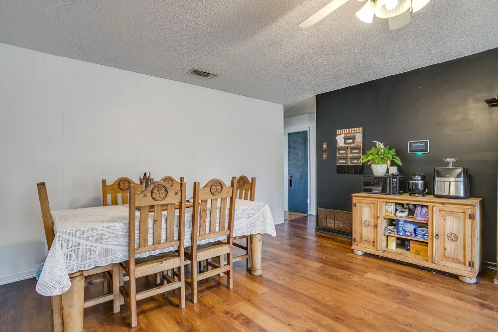 2102 SE 10th Street Mineral Wells, TX 76067