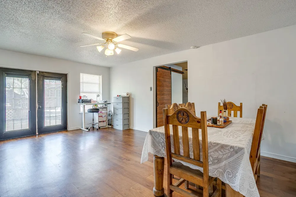 2102 SE 10th Street Mineral Wells, TX 76067