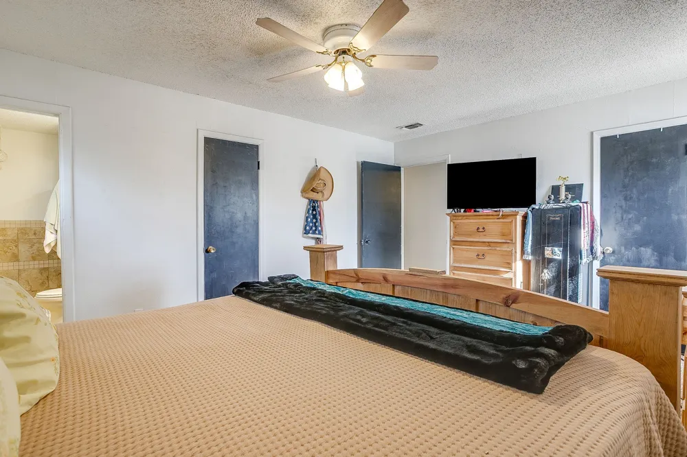 2102 SE 10th Street Mineral Wells, TX 76067