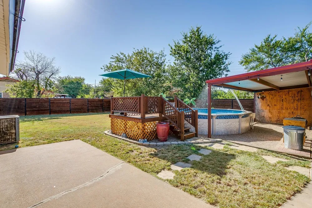 2102 SE 10th Street Mineral Wells, TX 76067