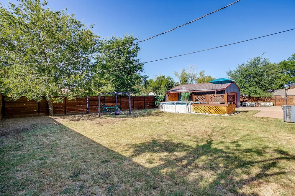 2102 SE 10th Street Mineral Wells, TX 76067