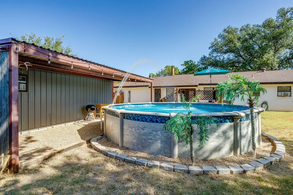 2102 SE 10th Street Mineral Wells, TX 76067