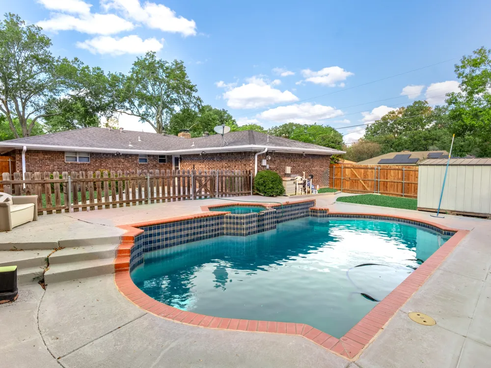 501 Edgewood Avenue Corsicana, TX 75110