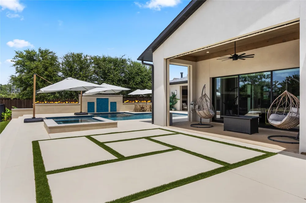 200 Winnie Drive Colleyville, TX 76034