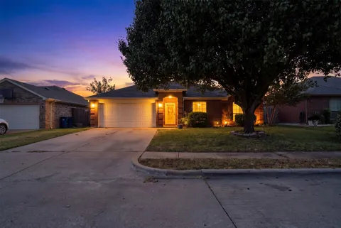 1017 Aaron Drive