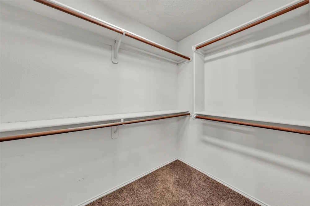 1017 Aaron Drive Burleson, TX 76028