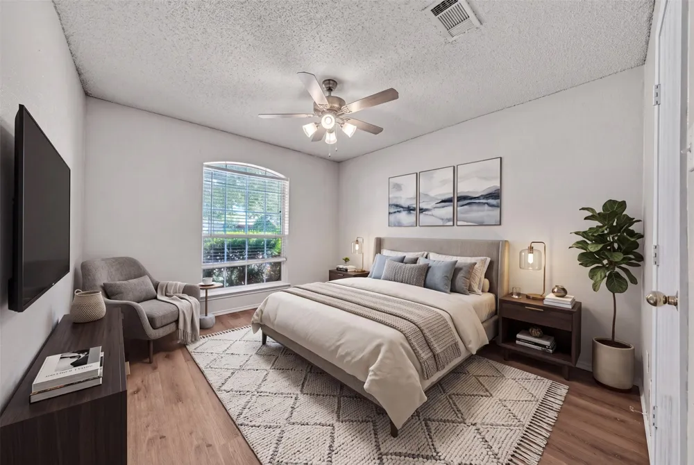 1017 Aaron Drive Burleson, TX 76028