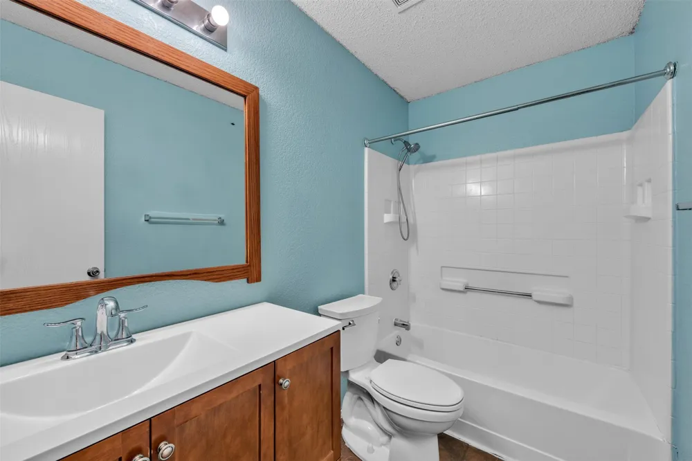 1017 Aaron Drive Burleson, TX 76028