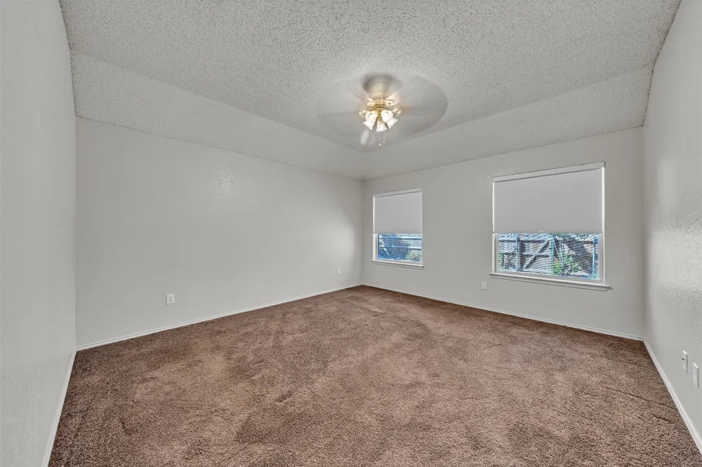 1017 Aaron Drive Burleson, TX 76028