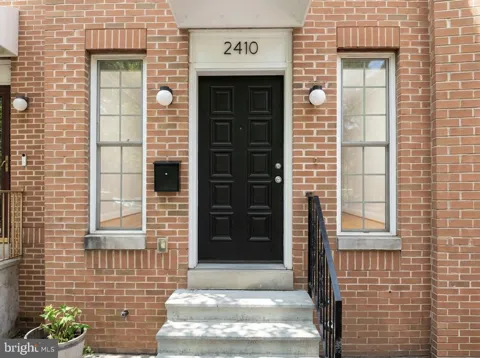 2410 E FAYETTE STREET