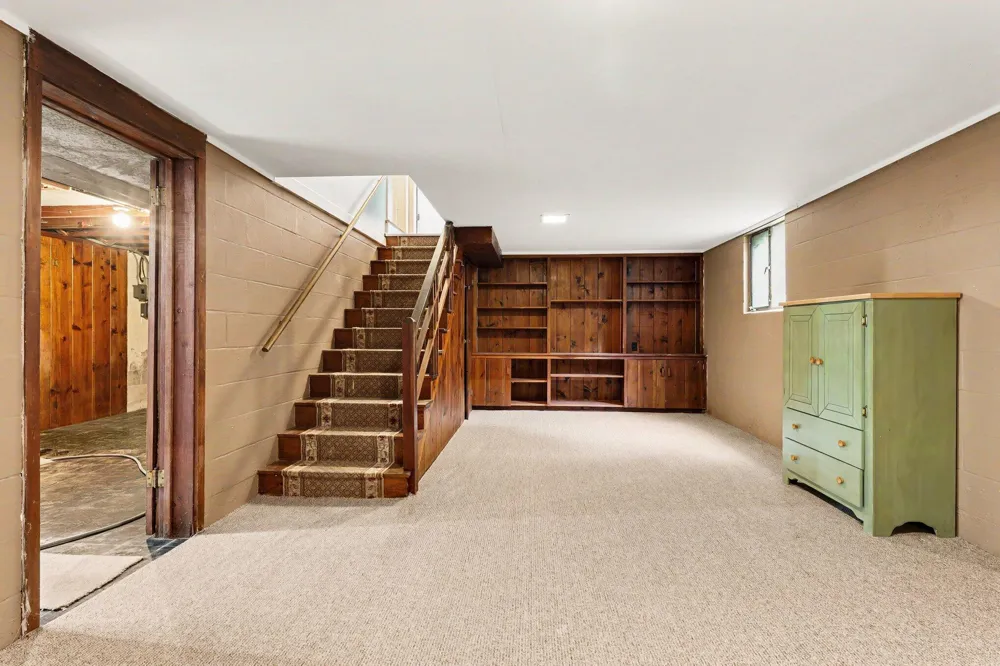 1725 Avalon Avenue Saginaw, MI 48638