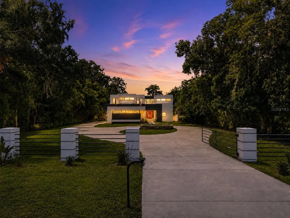 3330 EHRLICH ROAD Tampa, FL 33618