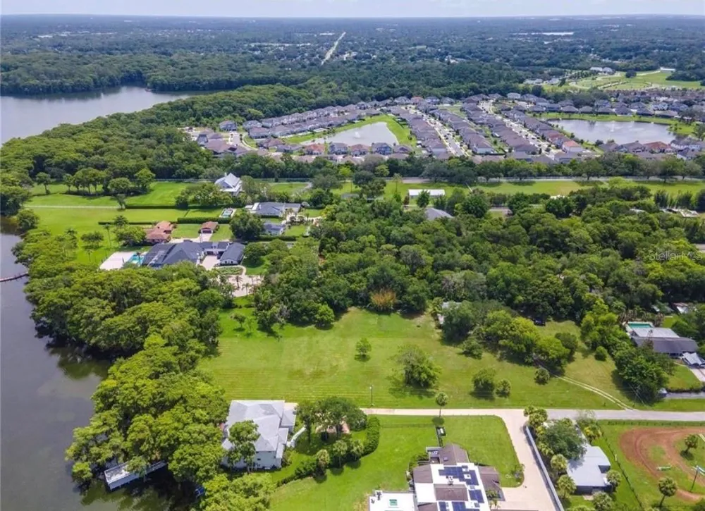 1133 BELLA LAGO COVE Winter Park, FL 32792
