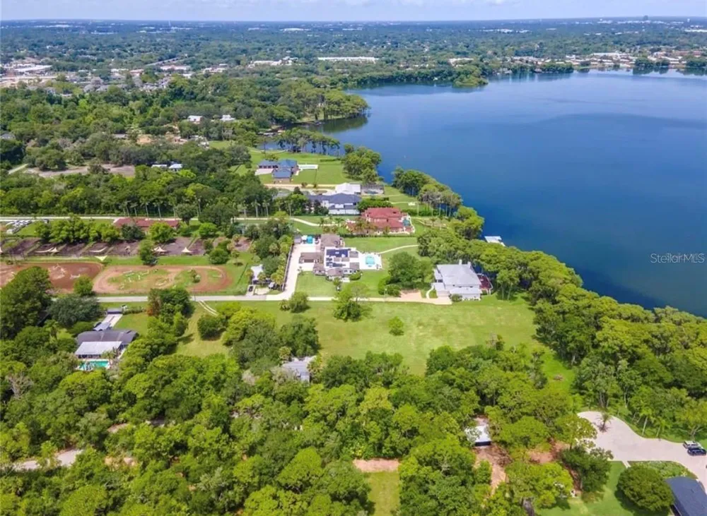 1133 BELLA LAGO COVE Winter Park, FL 32792