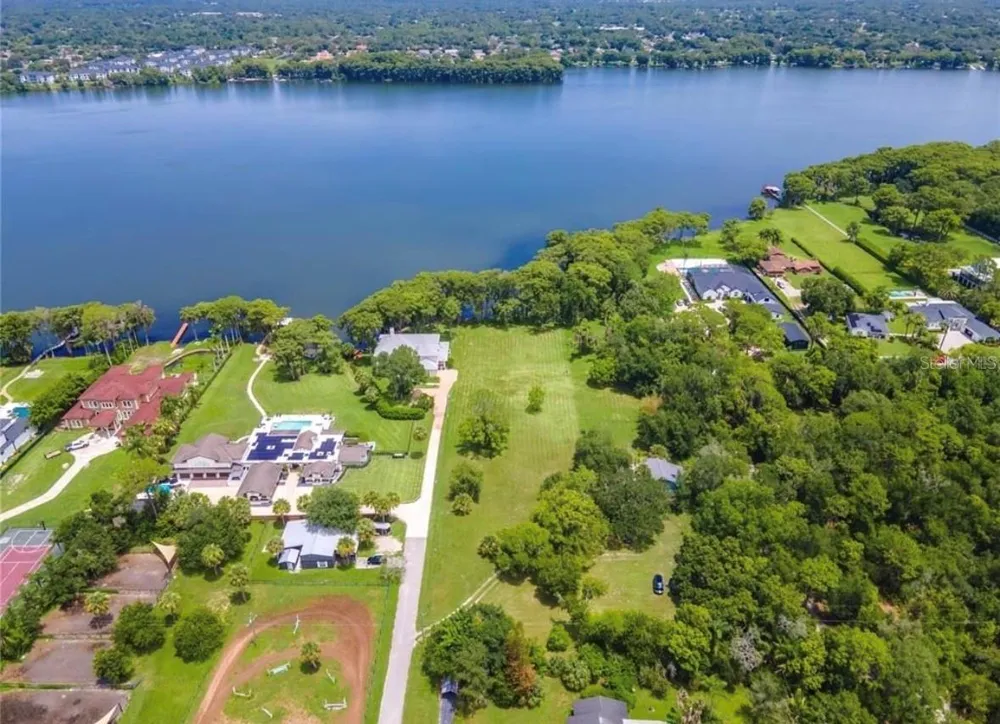 1133 BELLA LAGO COVE Winter Park, FL 32792
