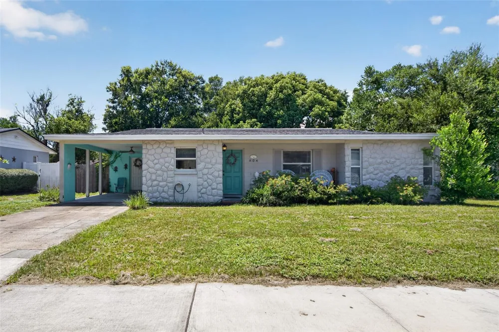 804 WALNUT PLACE Altamonte Springs, FL 32701
