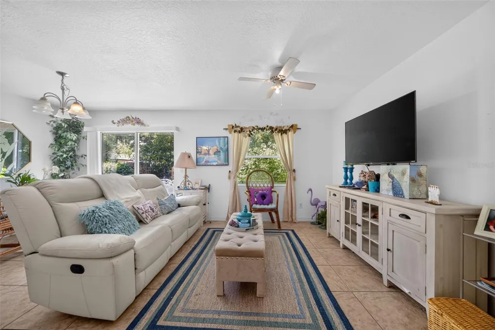 804 WALNUT PLACE Altamonte Springs, FL 32701
