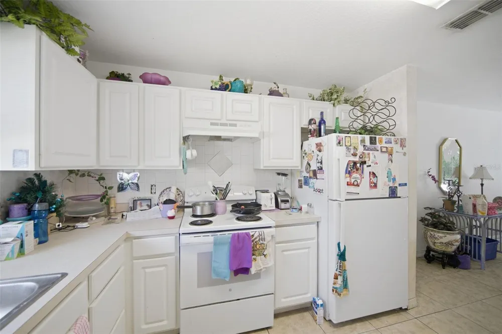804 WALNUT PLACE Altamonte Springs, FL 32701