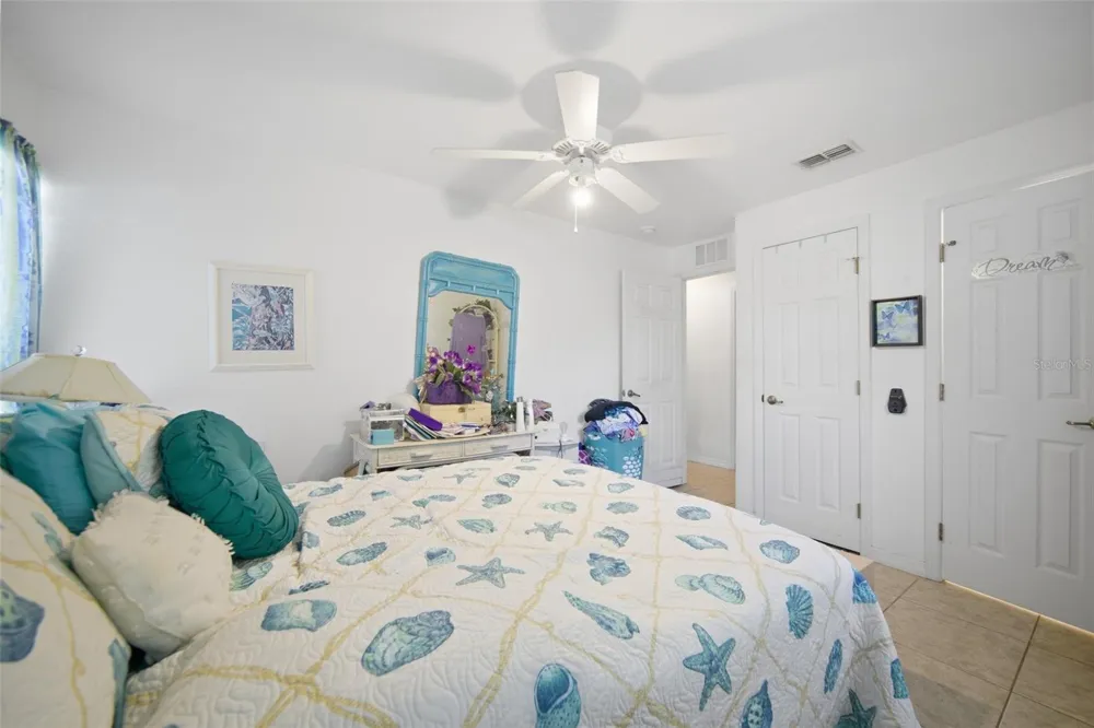 804 WALNUT PLACE Altamonte Springs, FL 32701