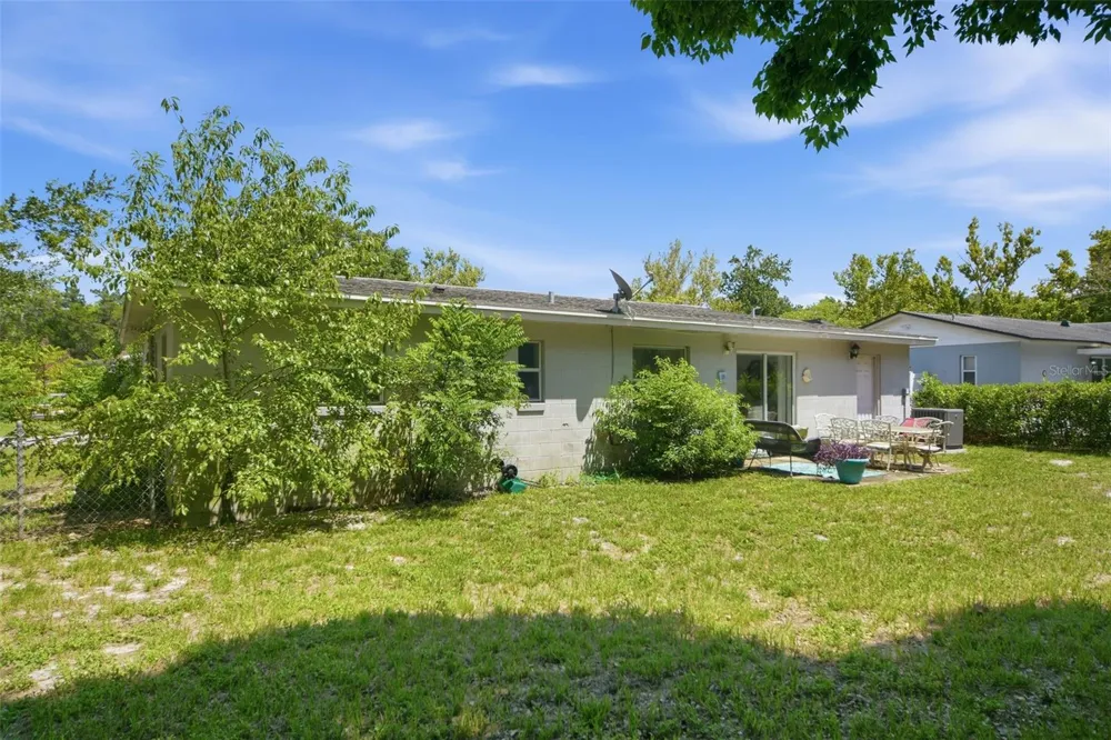804 WALNUT PLACE Altamonte Springs, FL 32701