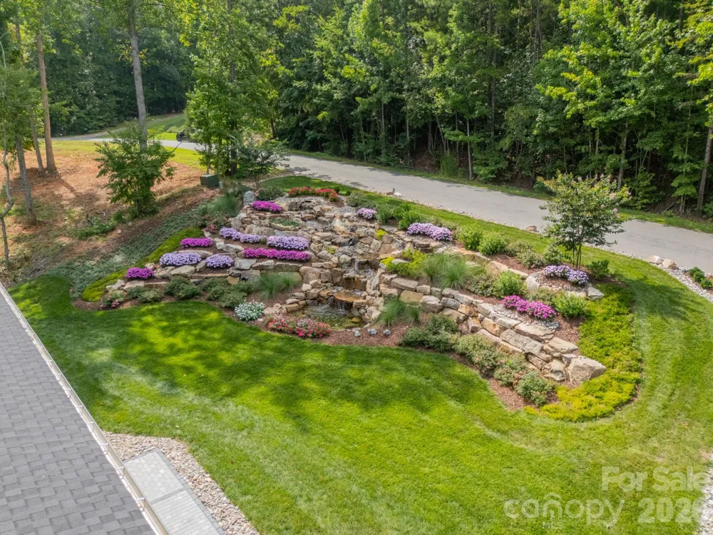1725 Turtlewood Drive Waxhaw, NC 28173
