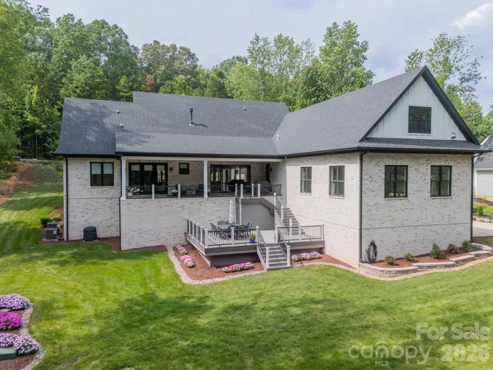 1725 Turtlewood Drive Waxhaw, NC 28173
