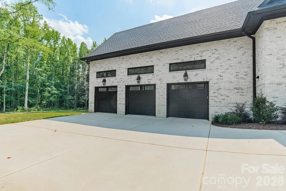 1725 Turtlewood Drive Waxhaw, NC 28173