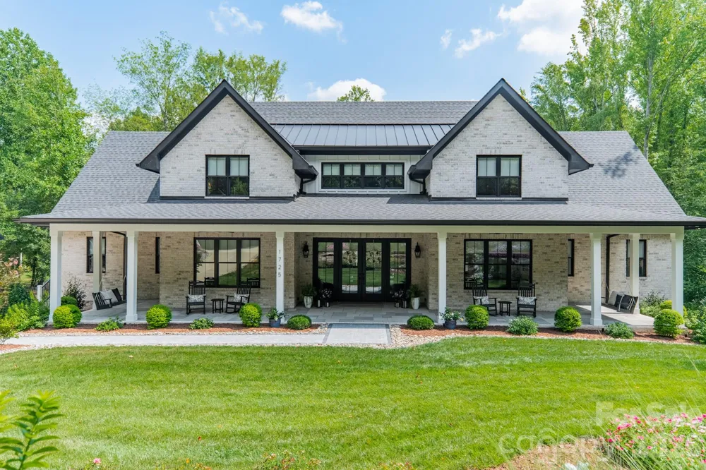1725 Turtlewood Drive Waxhaw, NC 28173