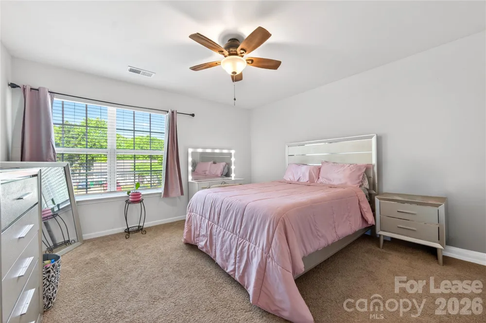 10008 Brawley Lane Charlotte, NC 28215