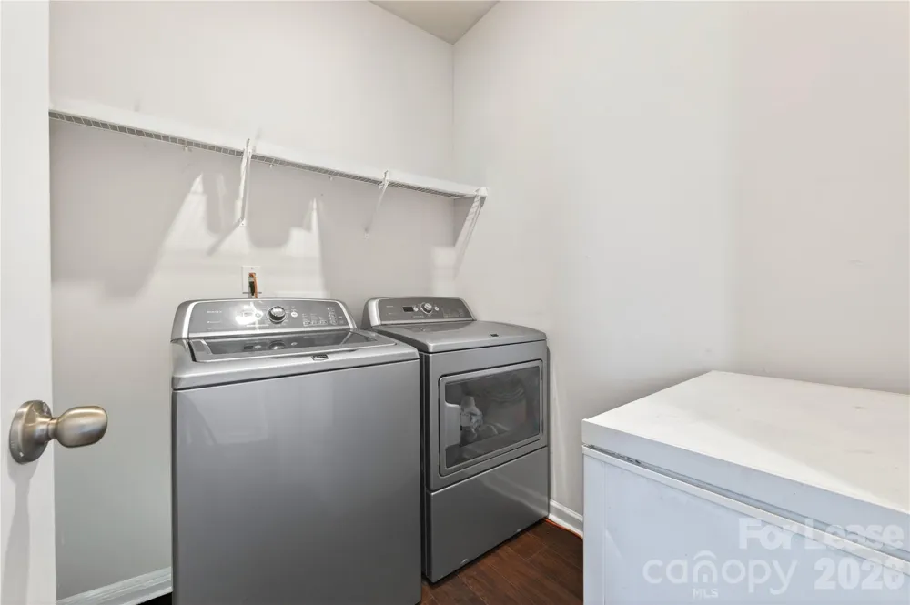 10008 Brawley Lane Charlotte, NC 28215