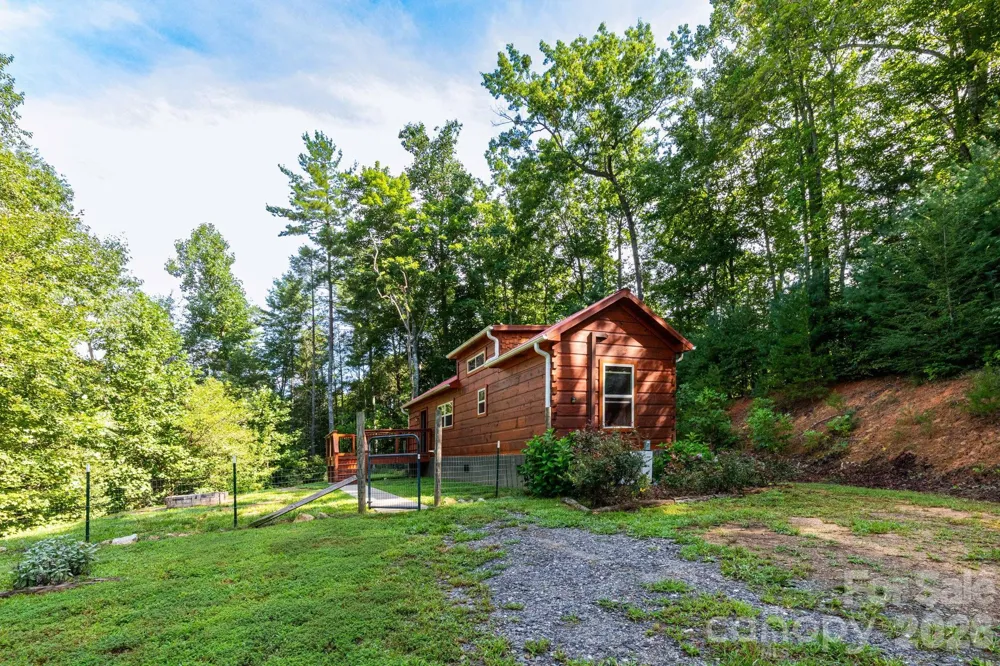 24 Old Berlin Way Black Mountain, NC 28711