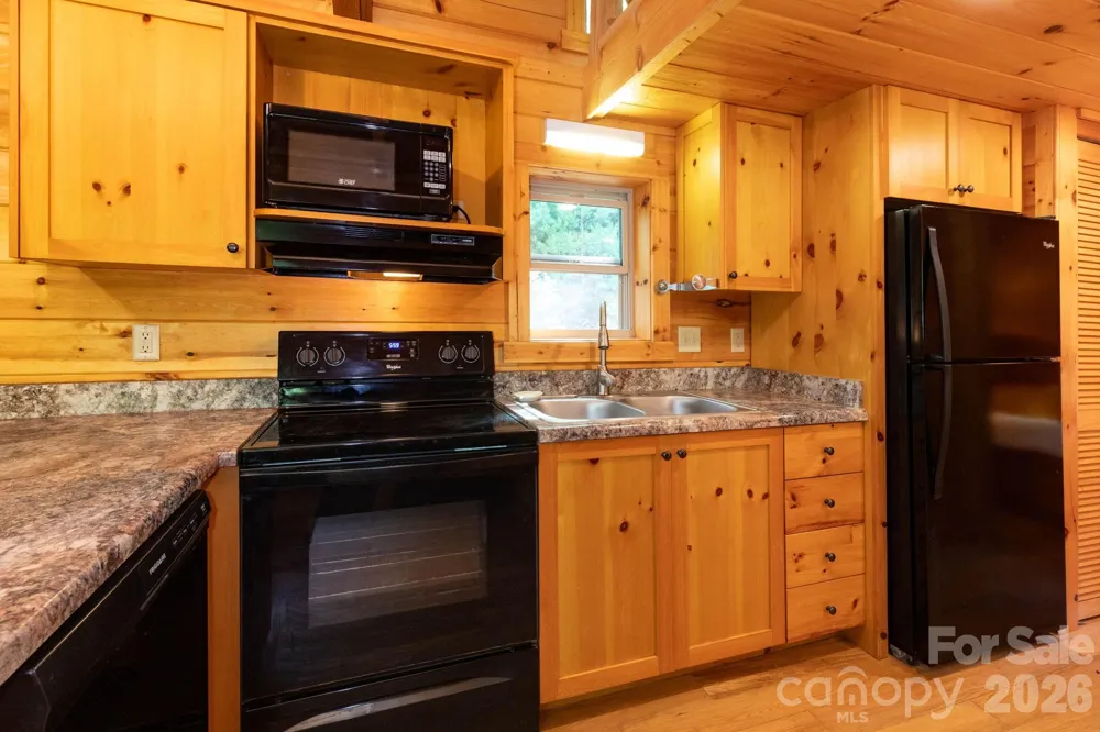 24 Old Berlin Way Black Mountain, NC 28711