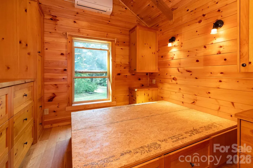 24 Old Berlin Way Black Mountain, NC 28711