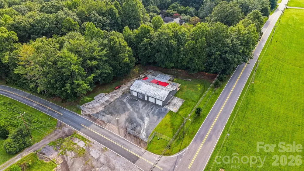 100 Refour Road NE Valdese, NC 28690