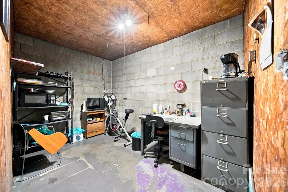 100 Refour Road NE Valdese, NC 28690