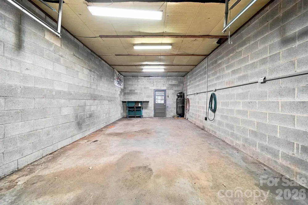 100 Refour Road NE Valdese, NC 28690