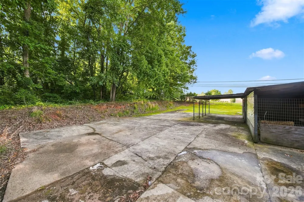 100 Refour Road NE Valdese, NC 28690