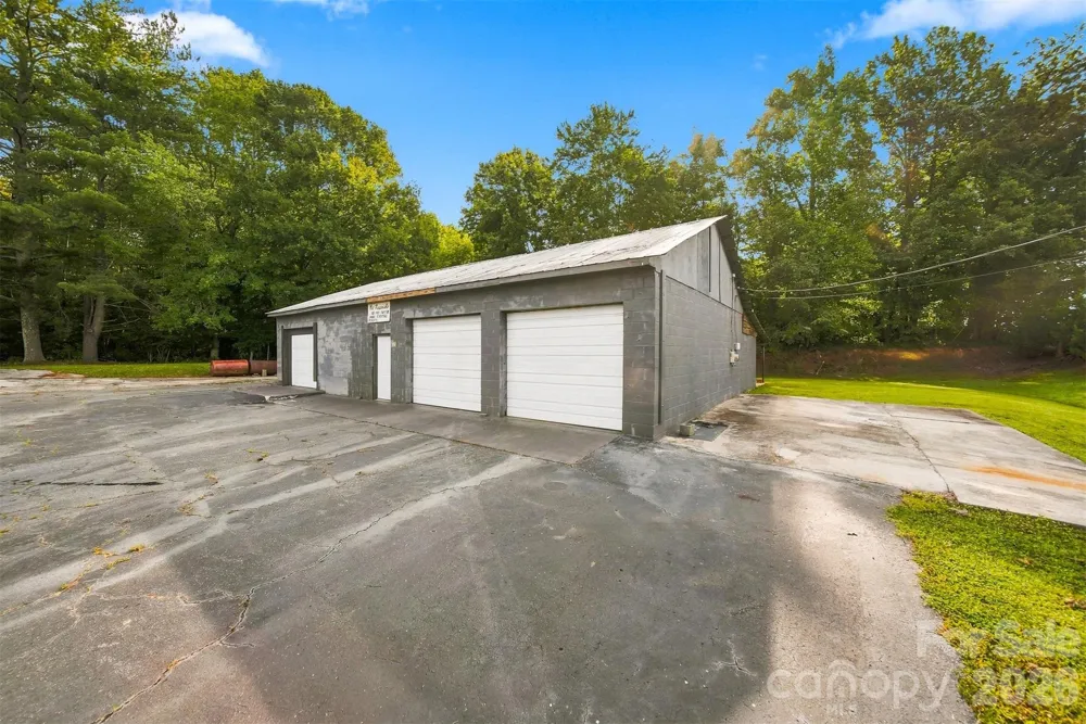 100 Refour Road NE Valdese, NC 28690