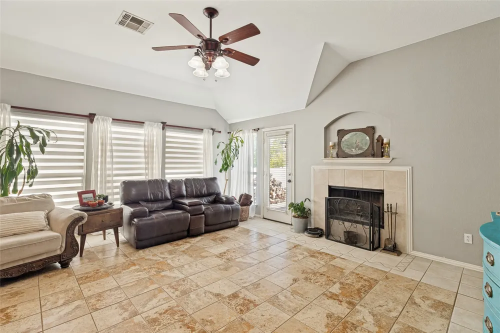 10316 Nantucket Drive Providence Village, TX 76227