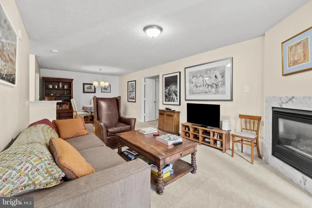 603 BURTONS COVE WAY #9 Annapolis, MD 21401